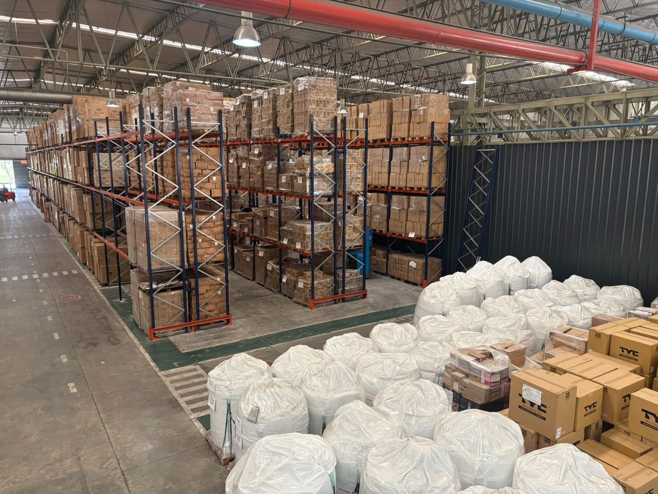 Big bags y pallets en el depósito